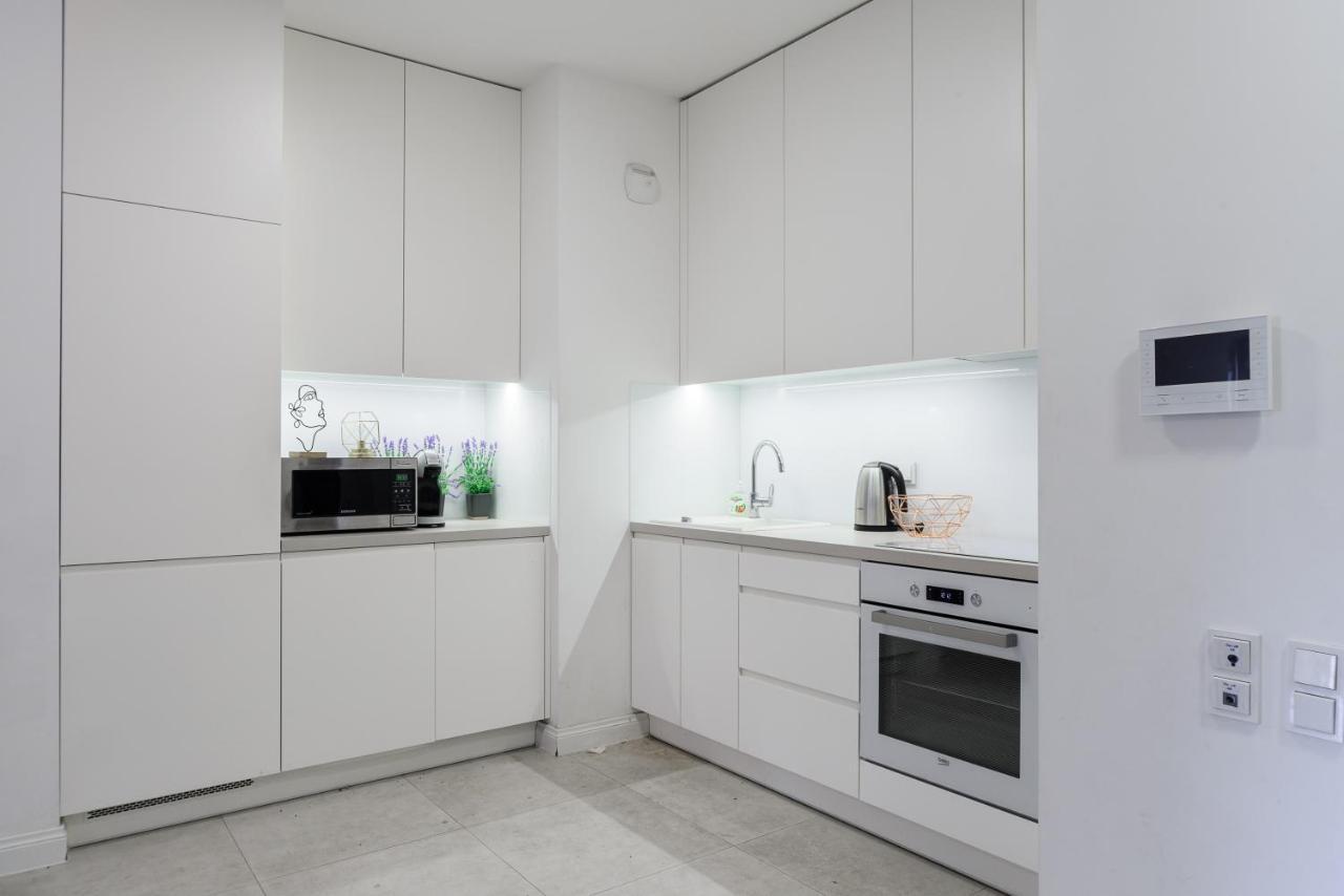 Lumina Luxury Apartments In Mennica Residence Βαρσοβία Εξωτερικό φωτογραφία