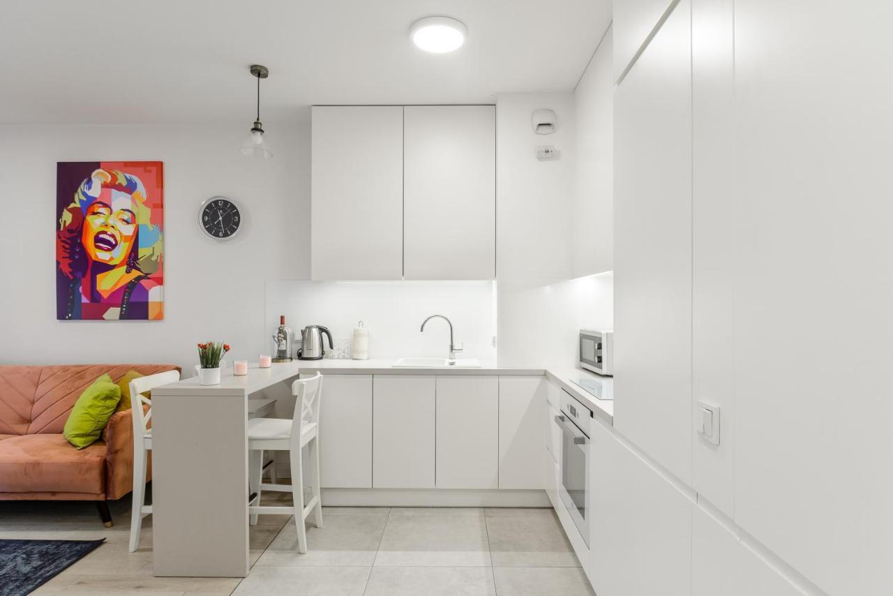 Lumina Luxury Apartments In Mennica Residence Βαρσοβία Εξωτερικό φωτογραφία